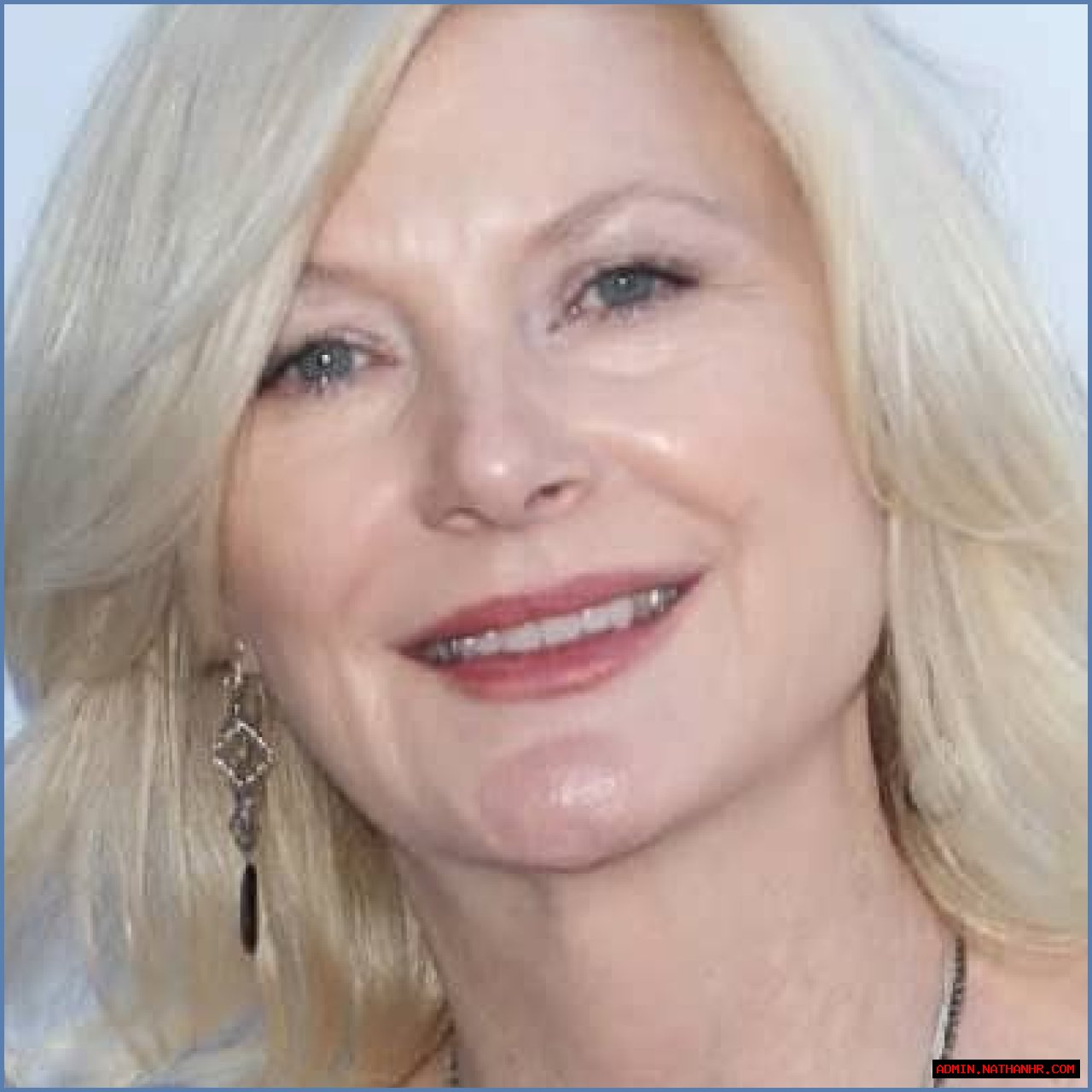 Beth Broderick - Bio, Age, Career, Net Worth, Height, Facts